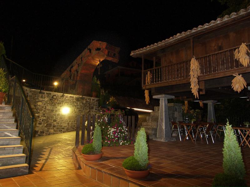 Hotel Mirador De La Cepada Cangas de Onis Exterior photo